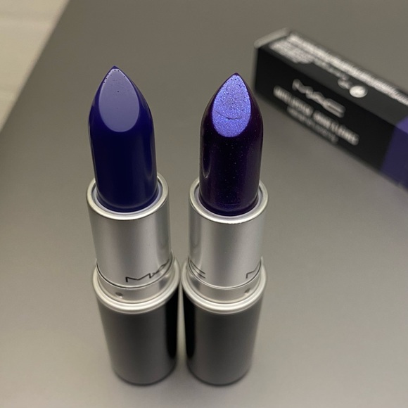 MAC “Matte Royal & Model Behaviour” Lipstick bundle - Picture 3 of 3